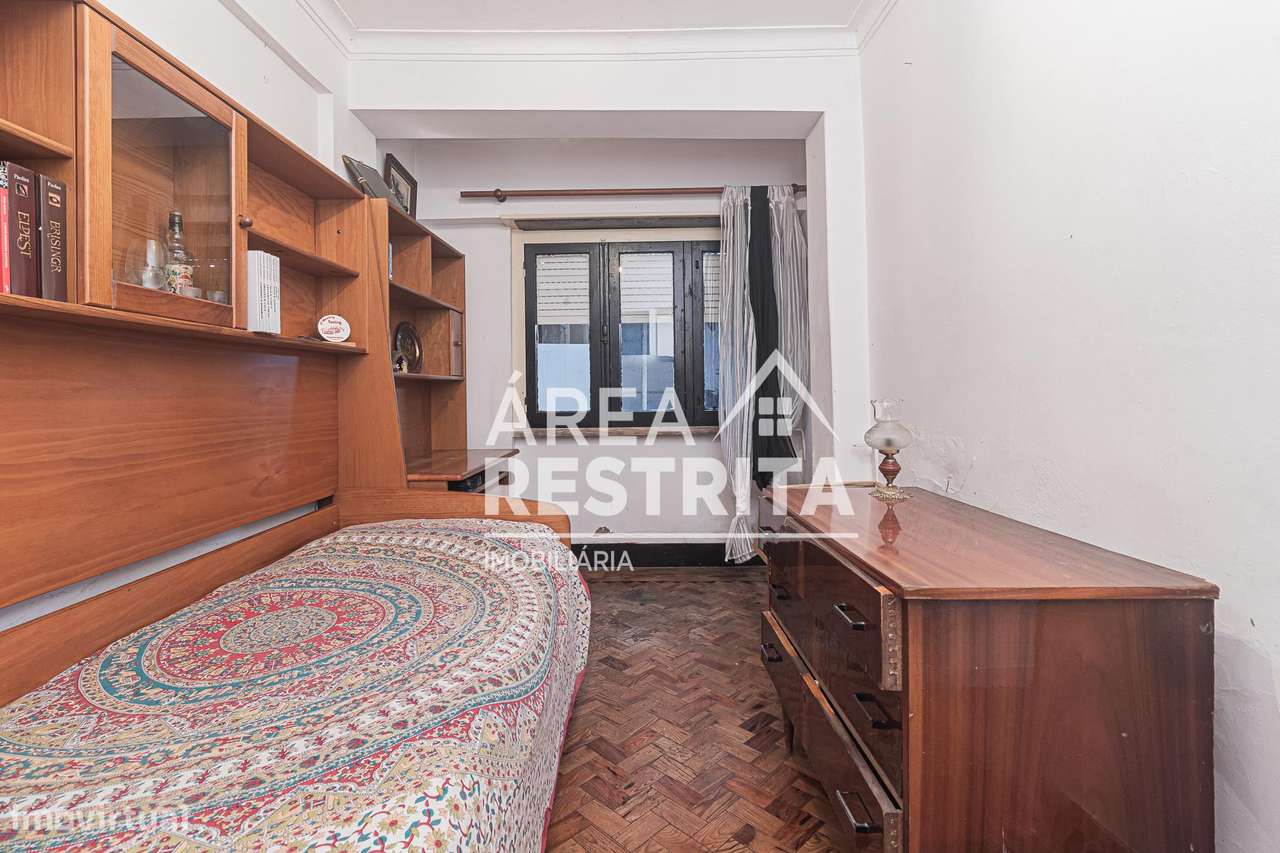 Apartamento T3 com Cave - Amadora-20