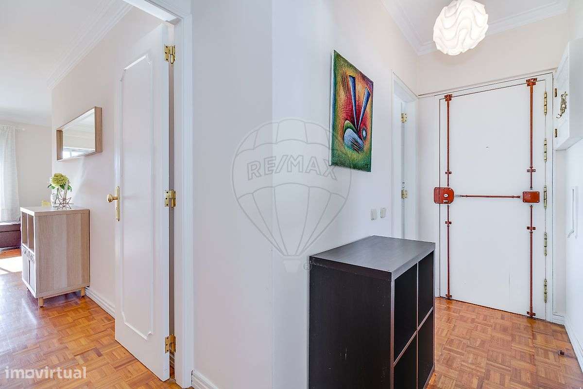 ApartamentoT2 em São João do Estoril, Alapraia-14