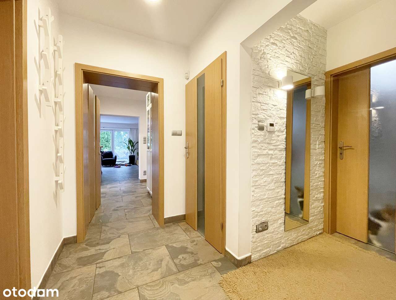 Parterowy dom wolnostojący z garażem do zamieszkania-7