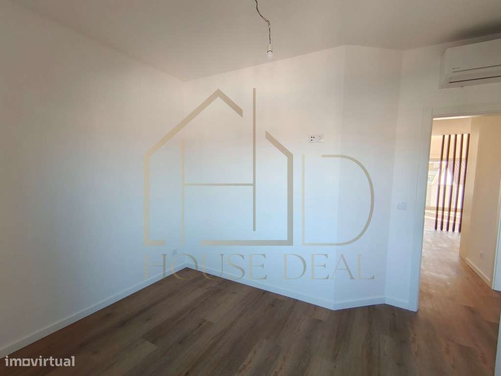 MODERNO Apartamento Duplex T3. Quinta do Conde-15