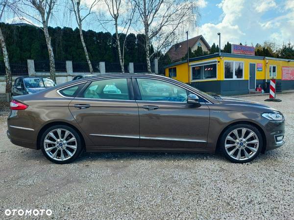 Ford Mondeo - 10