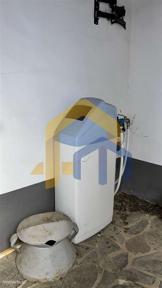 🏡 Moradia Térrea em Banda T2 no Centro de Estremoz-55