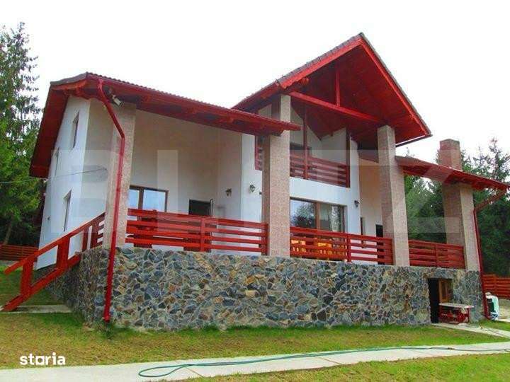 Cabana de vanzare, 8 camere,teren 1500 mp, zona Colibita-Malul Lacului - Imagine principală: 1/15