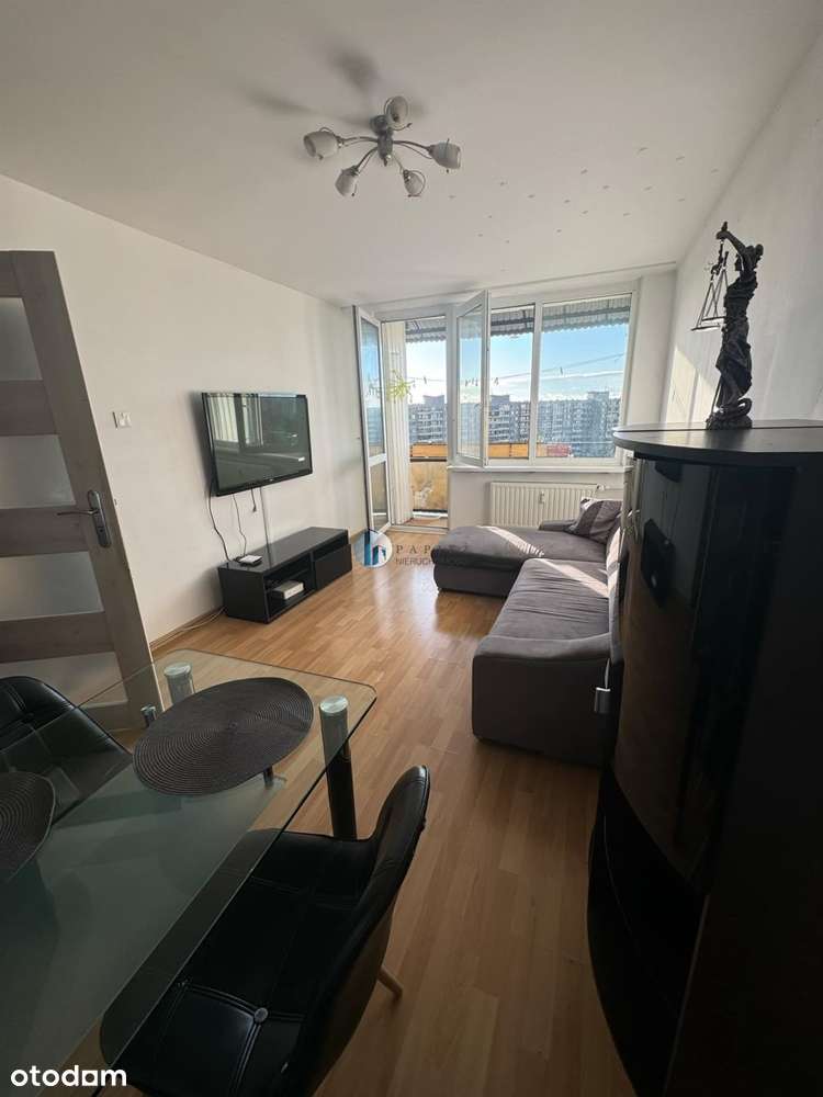 dwa rozkładowe pokoje z osobną widną kuchnią-0