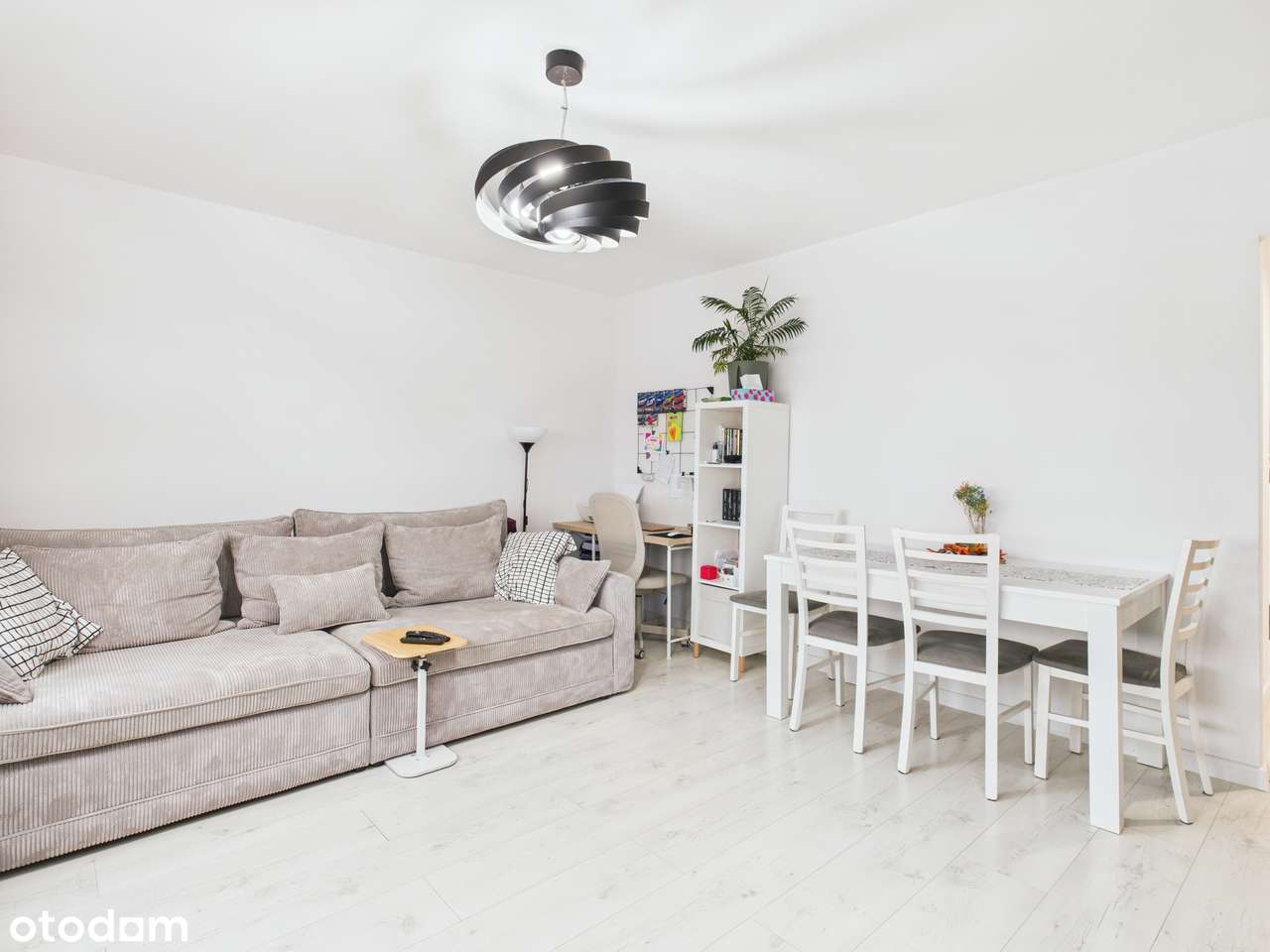 Przestronne mieszkanie 3-pokojowe z balkonem - Pełny obrazek: 4/18