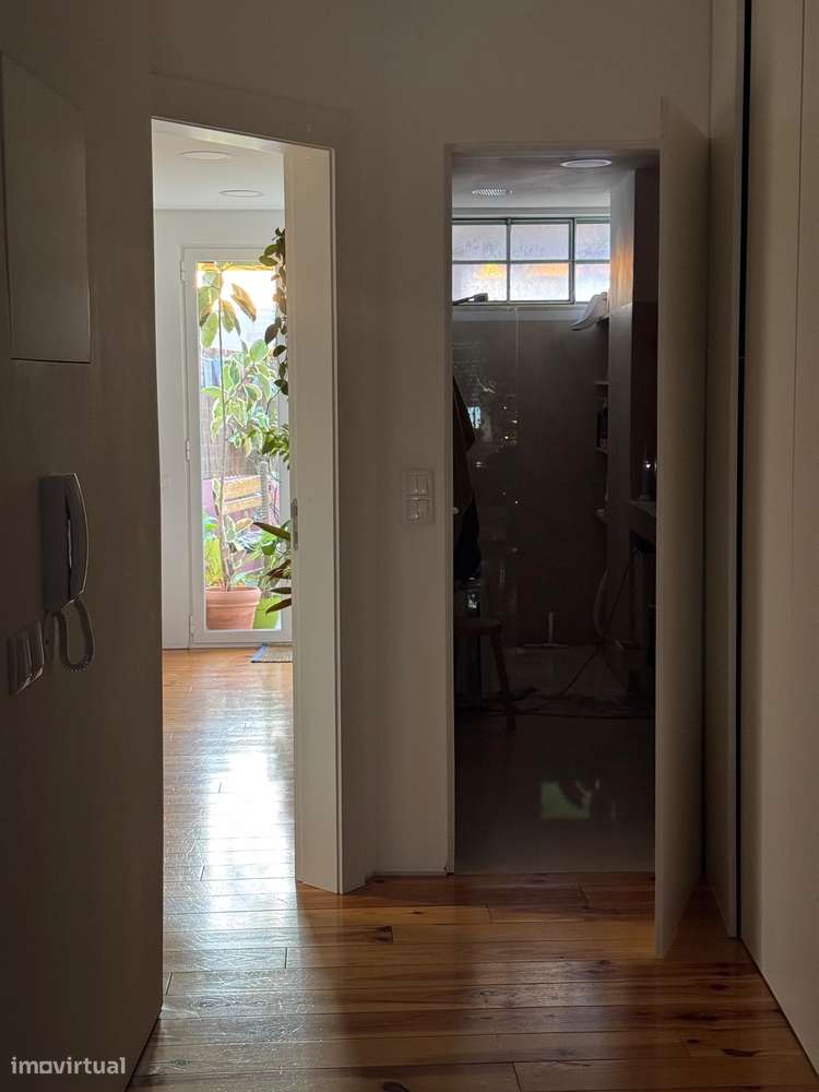 t2 com terraço e ar condicionado - Grande imagem: 2/28