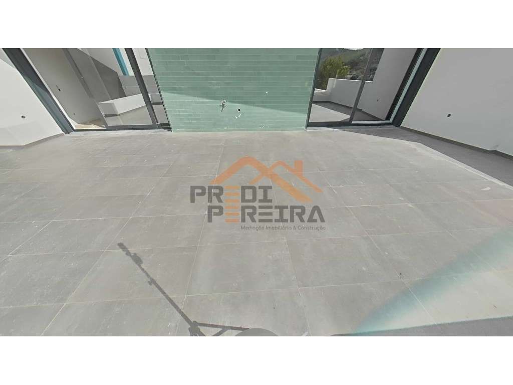 Ultimo T3 , com terraço! - Grande imagem: 4/25