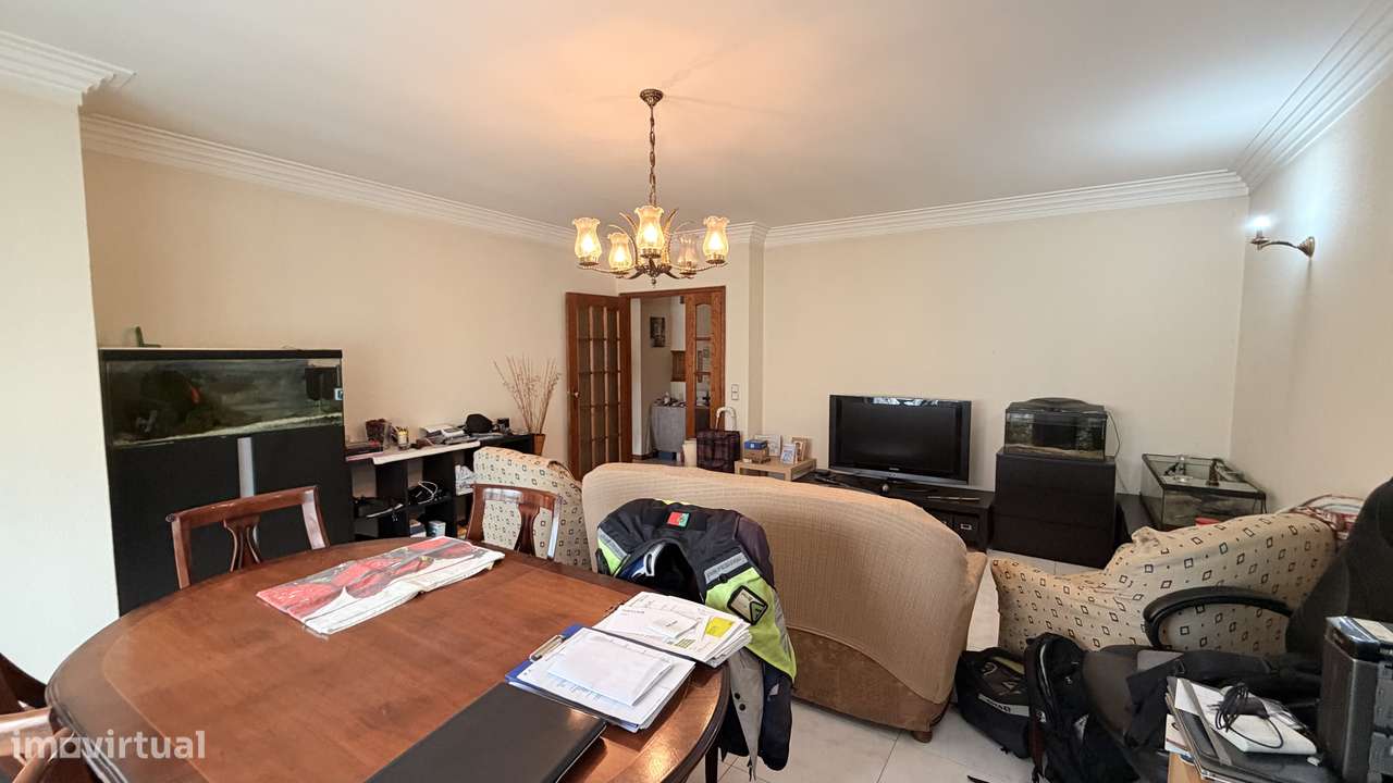 T1|Ermesinde|Grandes Áreas|Varanda|Garagem|Arrumos|Elevador - Grande imagem: 4/30