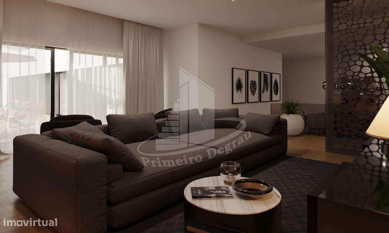 Moradia térrea com 4 suítes e piscina-19