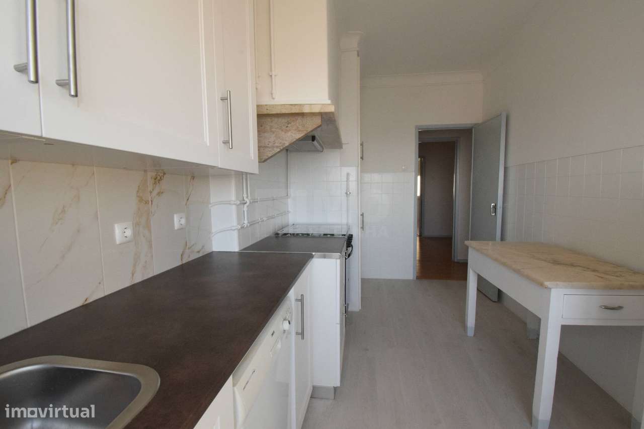 Apartamento T3+1 Arrendamento em Covilhã e Canhoso,Covilhã - Grande imagem: 3/20