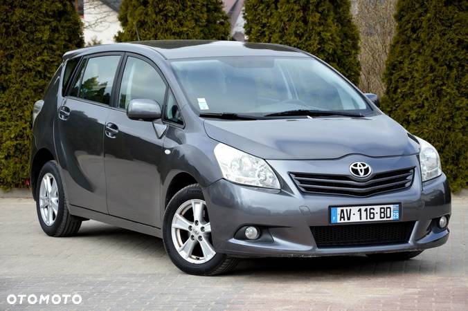 Toyota Verso 2.0 D-4D Life - 17