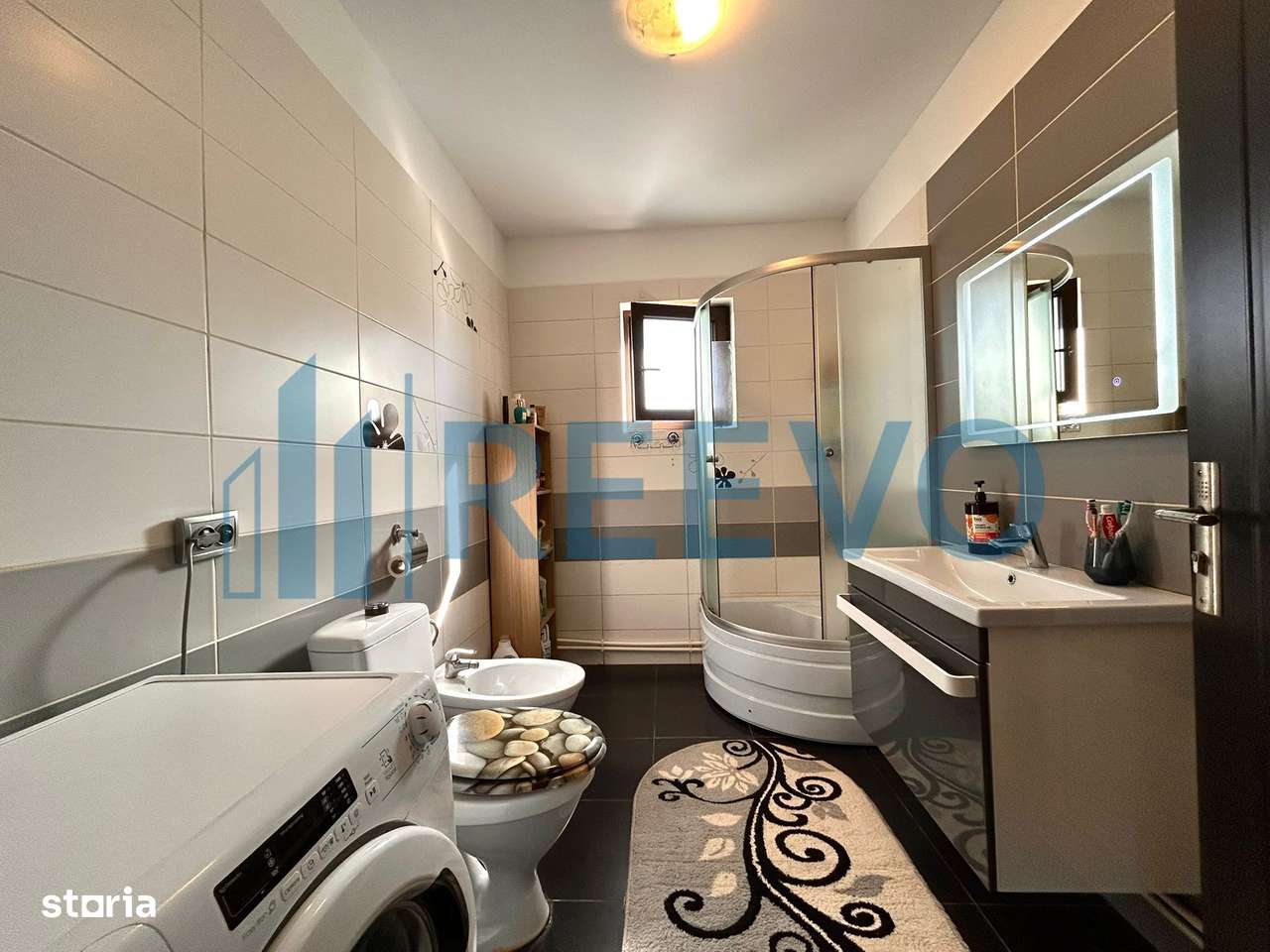 Casă/Vilă de vânzare în Letea Veche, Jud. Bacău-16