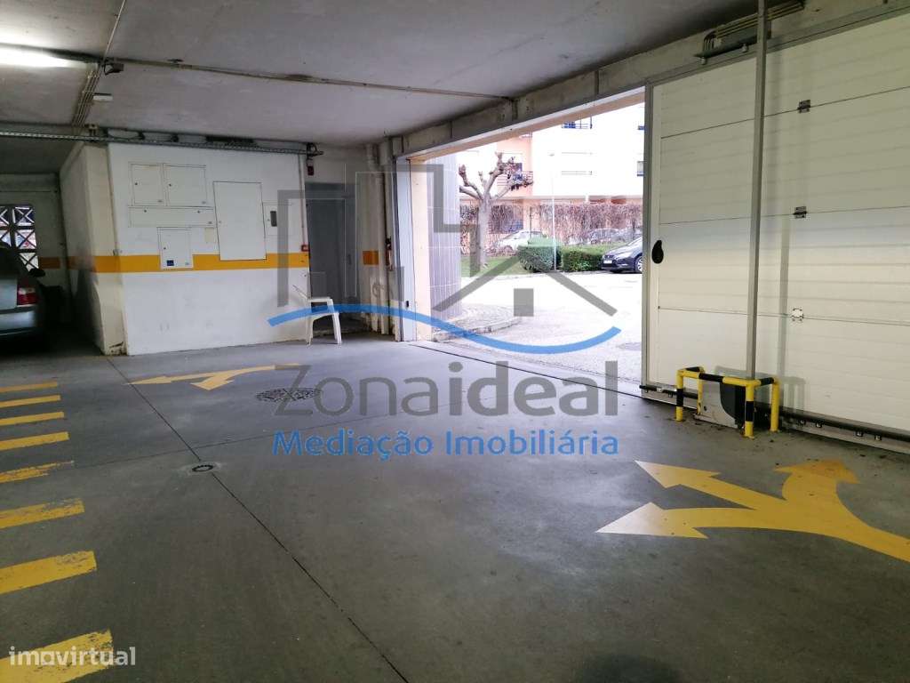 Apartamento T3 com terraço, 2 parqueamentos - Condomínio Top Reside...-23