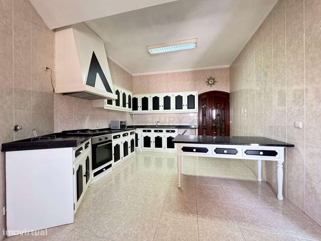 Prédio com 3 Apartamentos, com viabilidade para mais 3 apartamentos, c - Grande imagem: 5/47