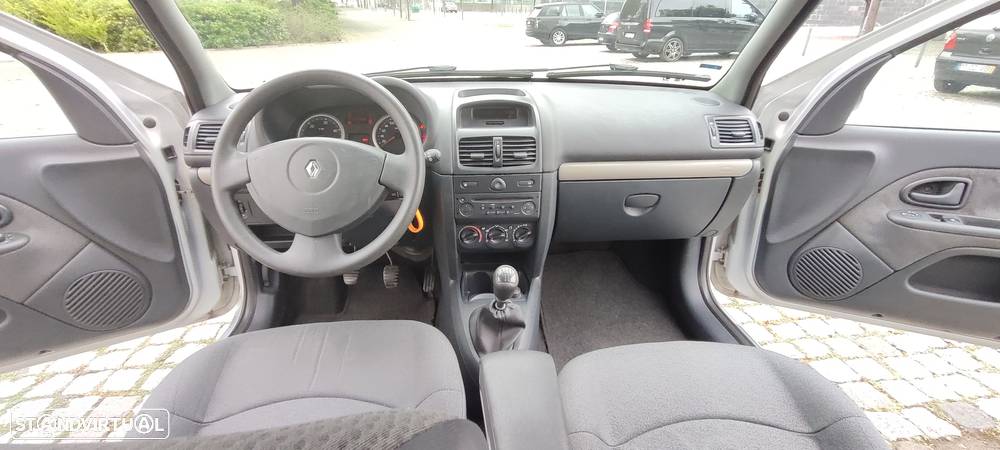 Renault Clio 1.5 dCi SE Storia - 9