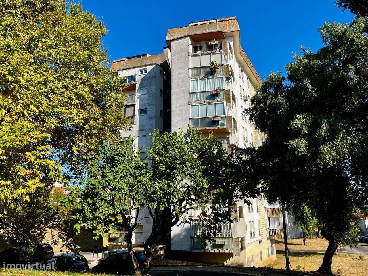 T2 remodelado com varanda e muita luz I Olivais - Grande imagem: 5/18