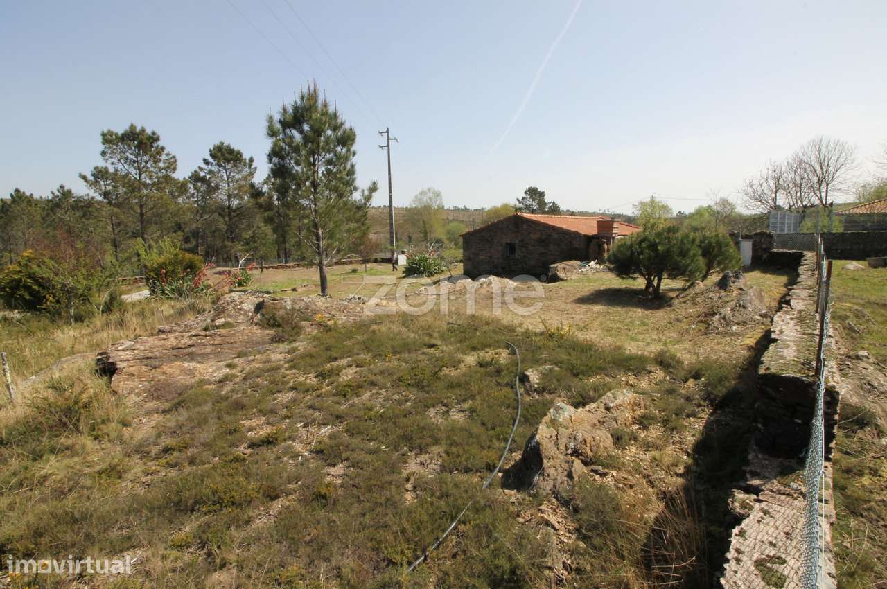 Casa térrea com terreno na Serra de Arga, Caminha, Viana do Castelo - Grande imagem: 4/44
