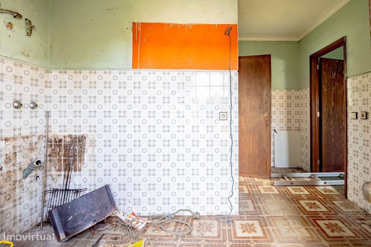 Terreno 1.865 m2 com construção T1 | Potencial de construção |... - Grande imagem: 4/30