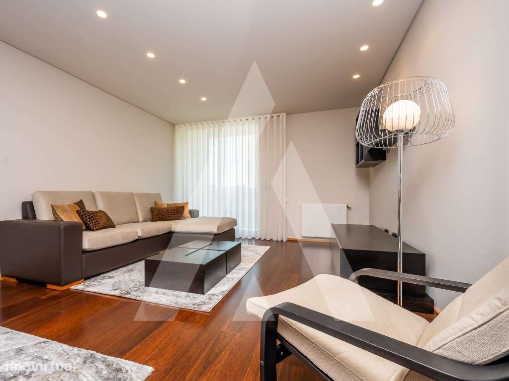 Apartamento T2 Centro de Ovar - Arrendamento - Grande imagem: 4/33