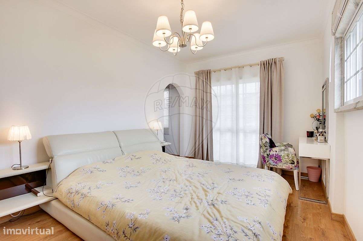 Moradia T4 para venda-26