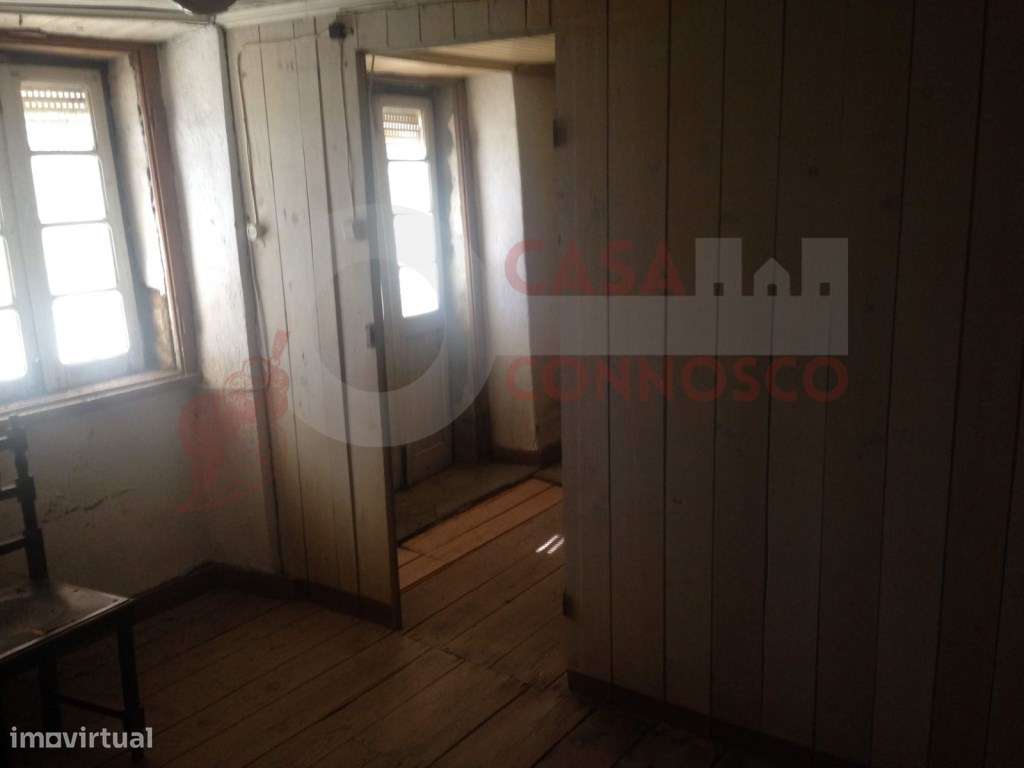 2 casas e terreno em Sobral Valado - Grande imagem: 2/9