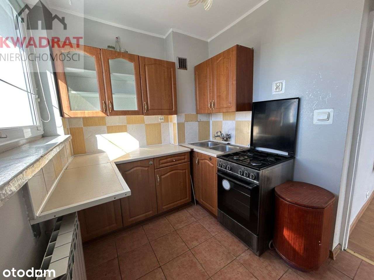 2 pokojowe mieszkanie z balkonem na osiedlu-5