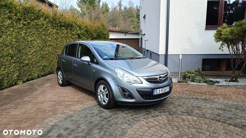 Opel Corsa 1.2 16V Color Edition - 1