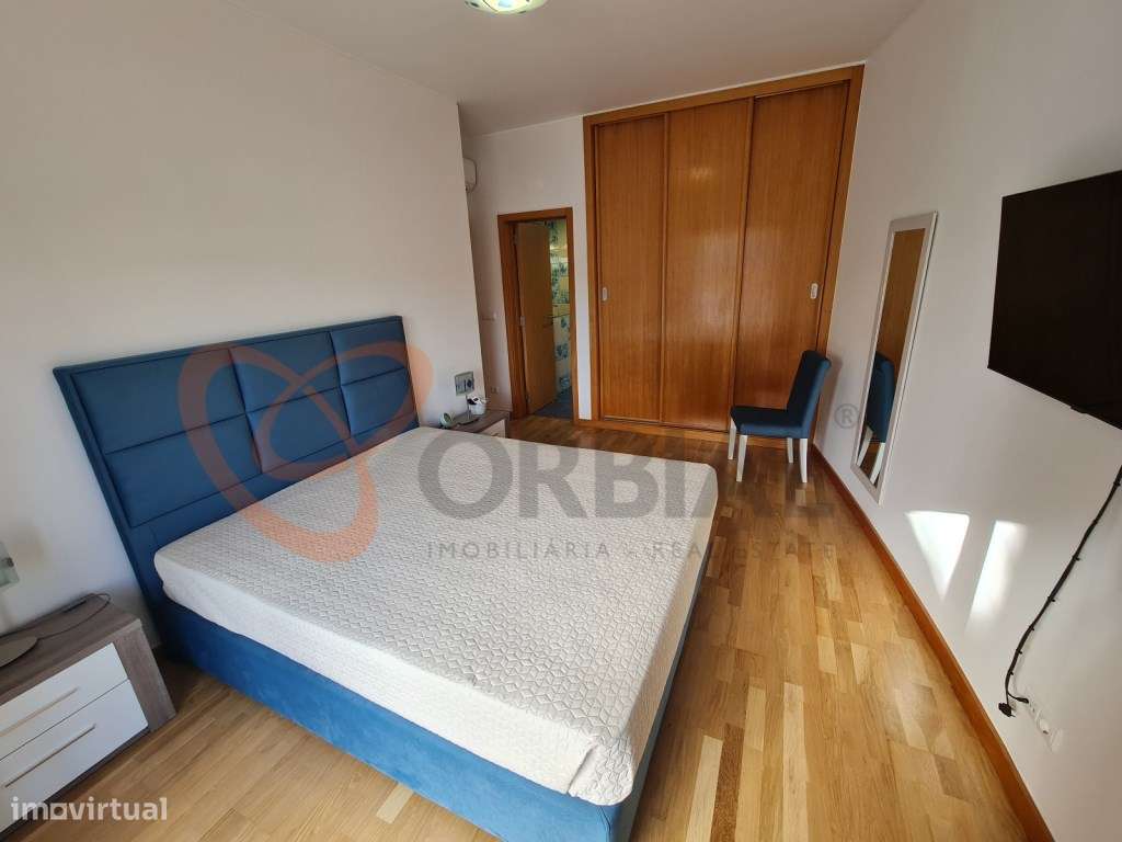 Apartamento T2 para venda na Marina de Albufeira com garagem e pisc... - Grande imagem: 5/26