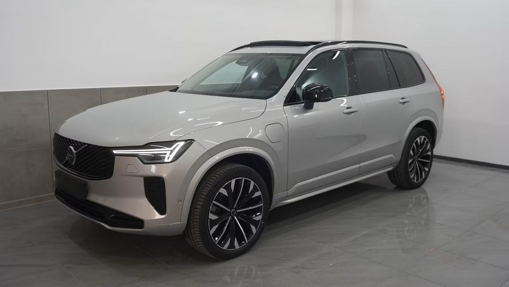 Volvo XC90 II T8 AWD Plus Dark 2025