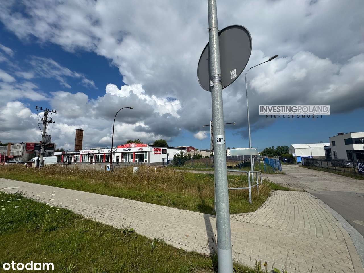 Działka z budynkami handlowo-magazynowymi, świetne miejsce  inwestycja-1