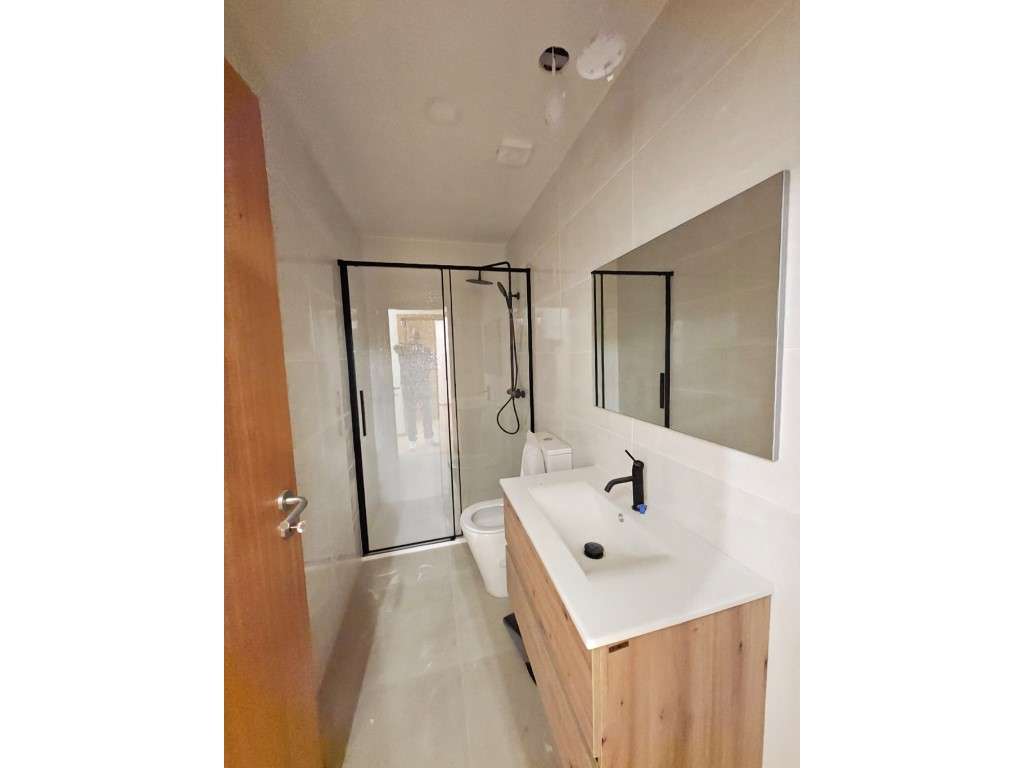 Apartamento T3 Totalmente Renovado - Centro de Braga-7