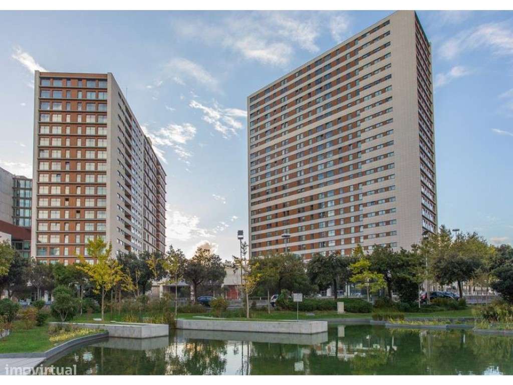 Excelente T1 com lugar de garagem no Edifício Panoramic - Parque da... - Grande imagem: 2/15