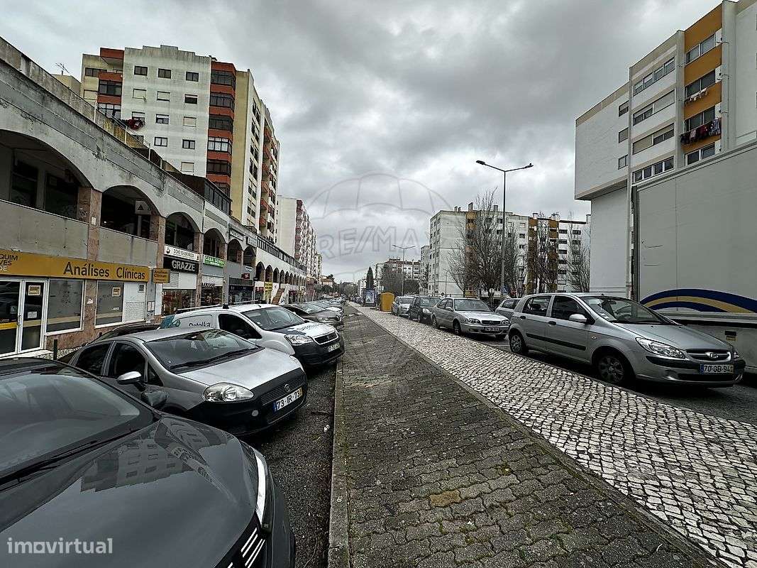 Apartamento T1 para venda - Grande imagem: 2/36