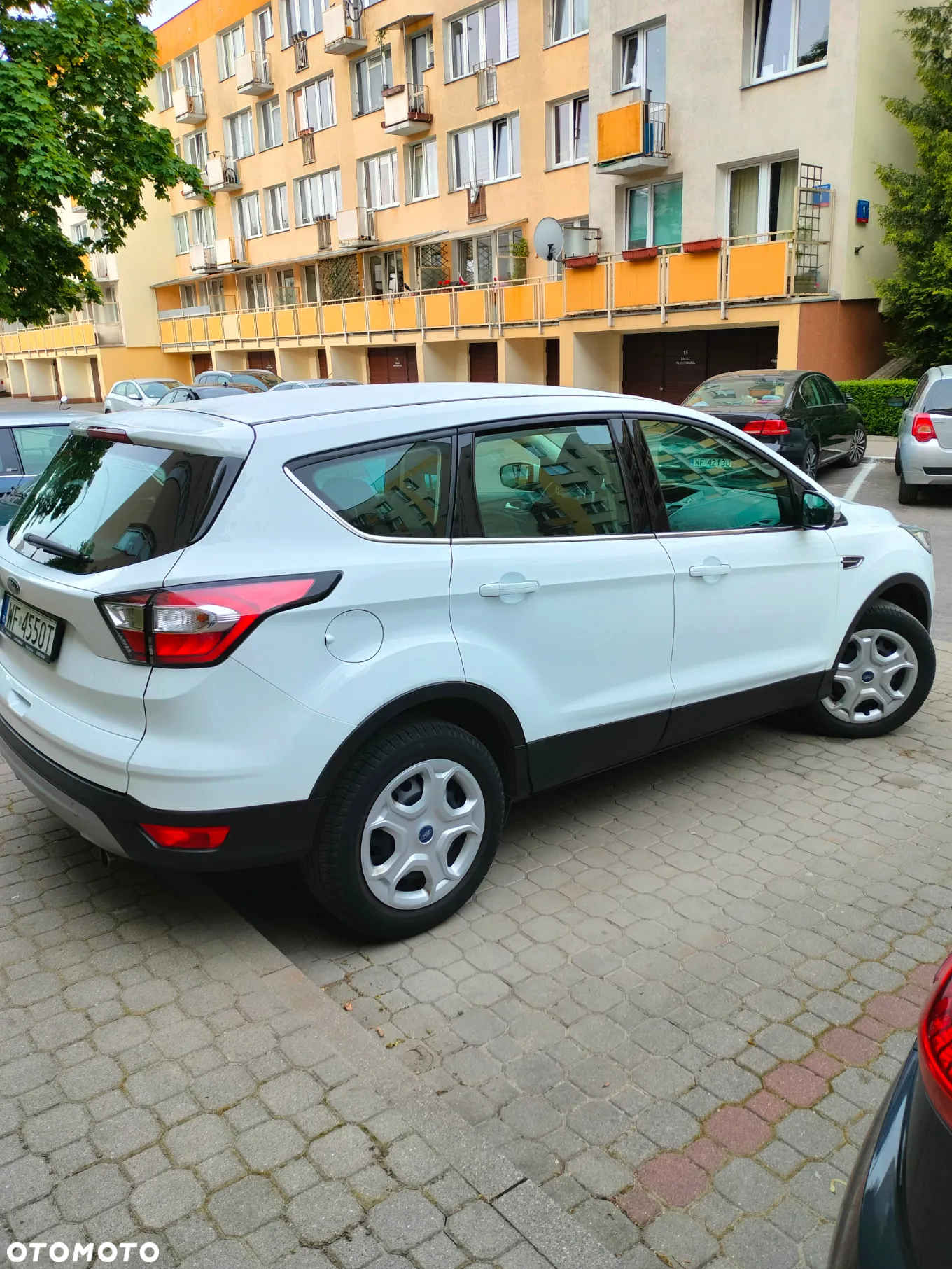 Ford Kuga 1.5 EcoBoost FWD Edition ASS - 4