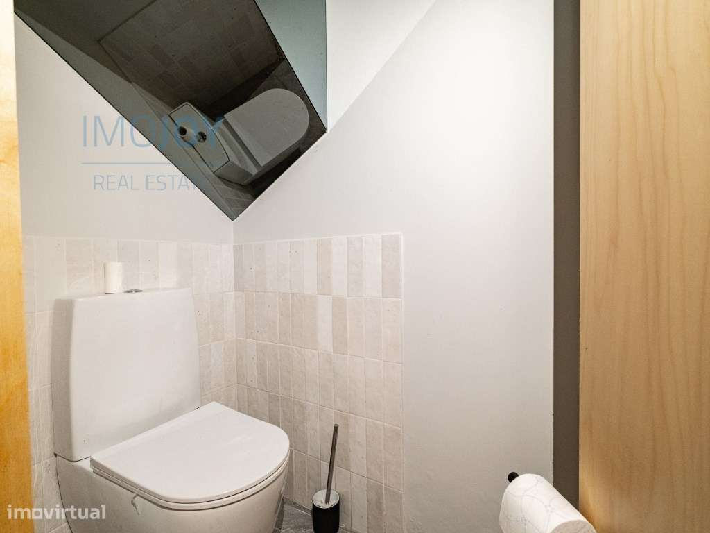 Apartamento T1 para Venda na Rua Miguel Bombarda no Porto-13