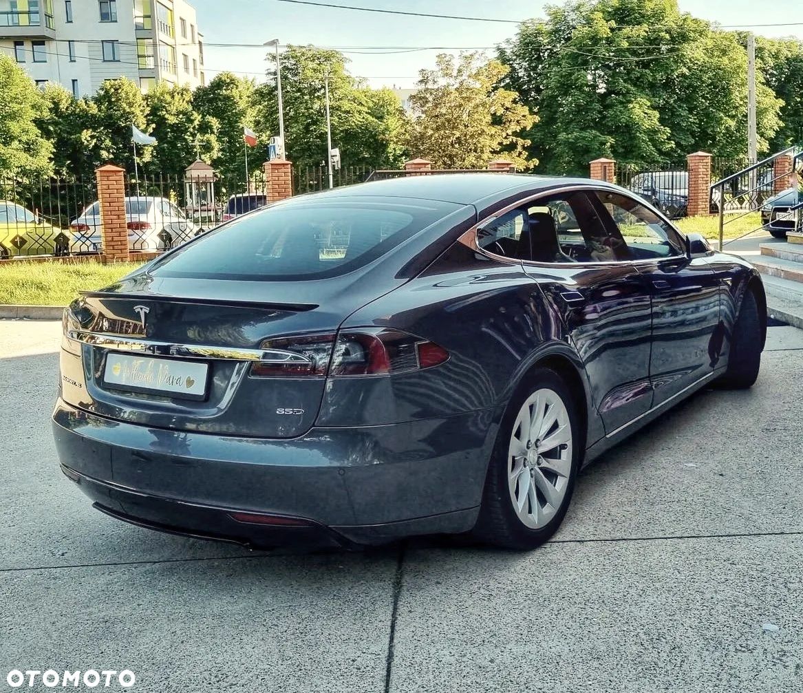 Tesla Model S Long Range Plus - 1