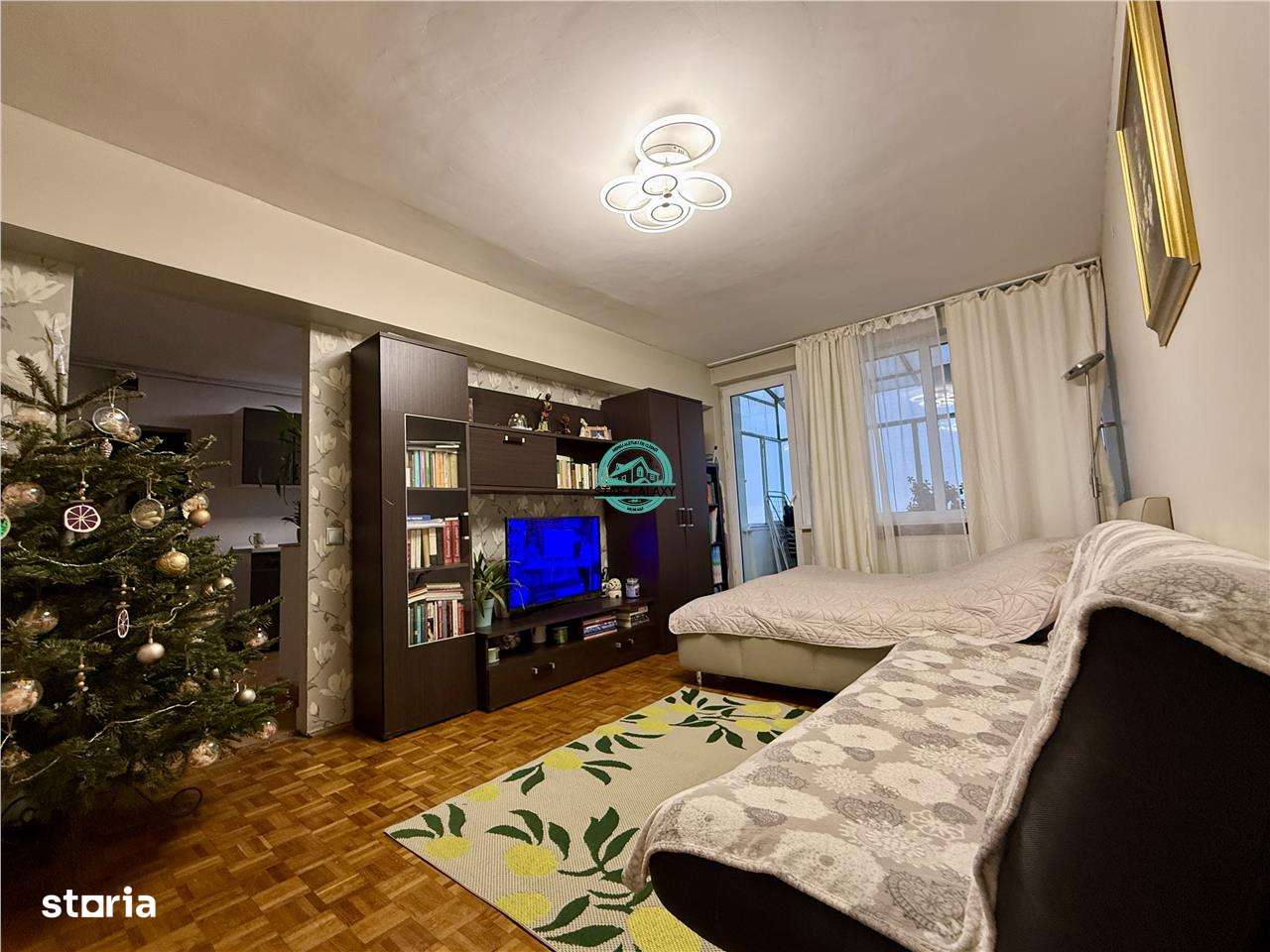 Vanzare - Apartament cu 2 Camere - Cornisa-3