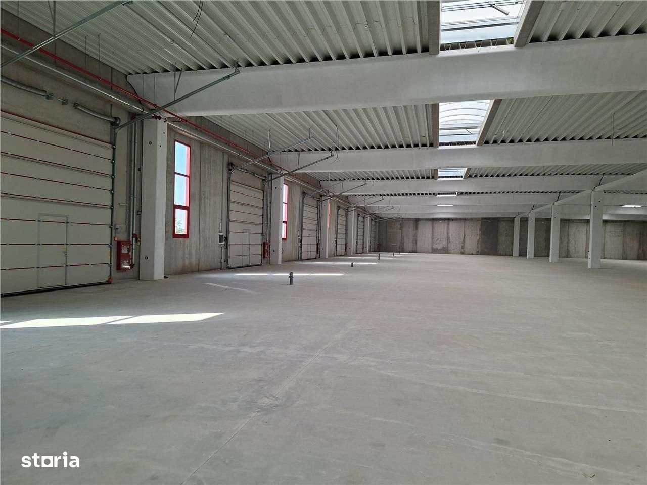 Hala beton 4200 mp, 14 porti de acces, avans + credit ! - Imagine principală: 2/20