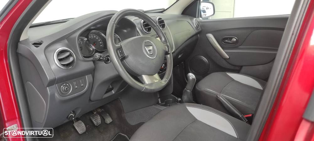 Dacia Sandero 0.9 TCe Stepway - 5