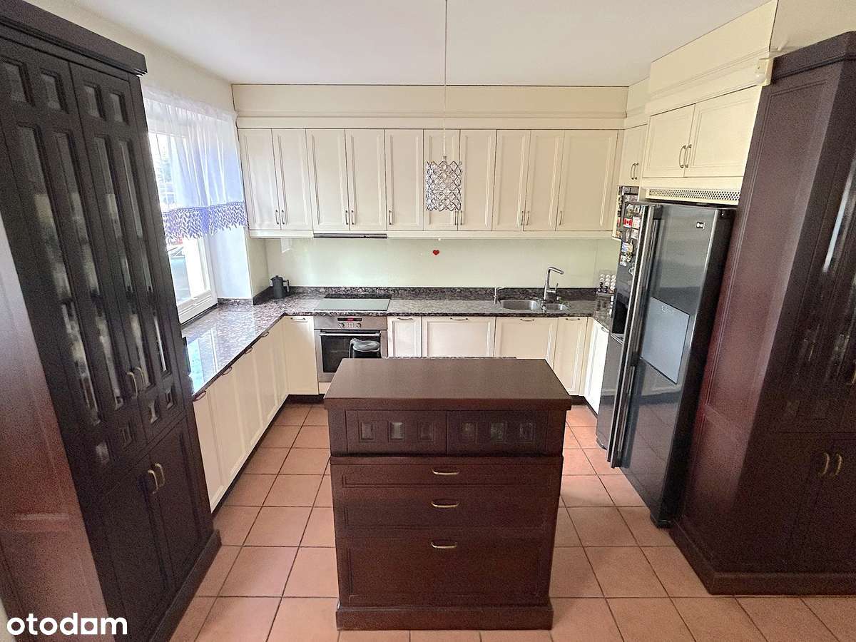 Atrakcyjny i zadbany dom w sąsiedztwie Gocławia / Bez prowizji-4