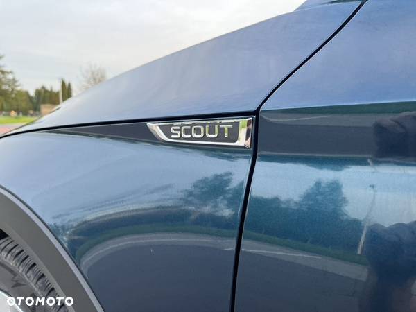 Skoda Superb 2.0 TDI SCR 4x4 Scout DSG - 8