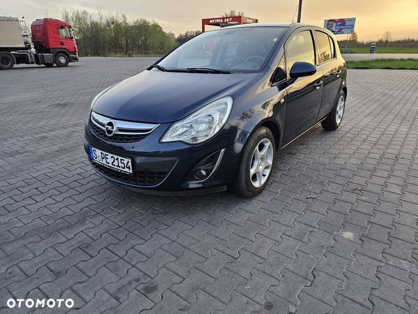 Opel Corsa 1.4 16V Selection - 1