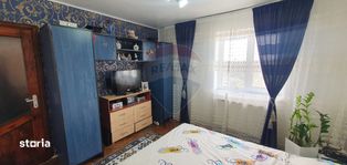 Apartament cu 2 camere de vânzare în zona Crisan