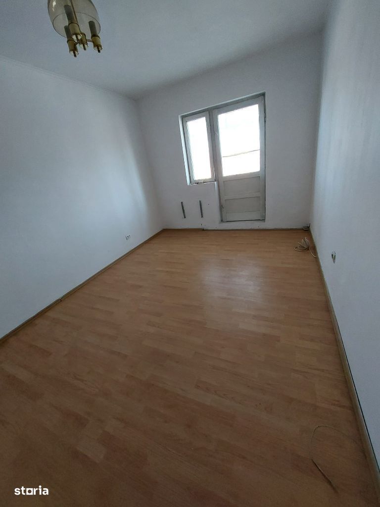 Apartament 2 camere decomandate, A.Iancu