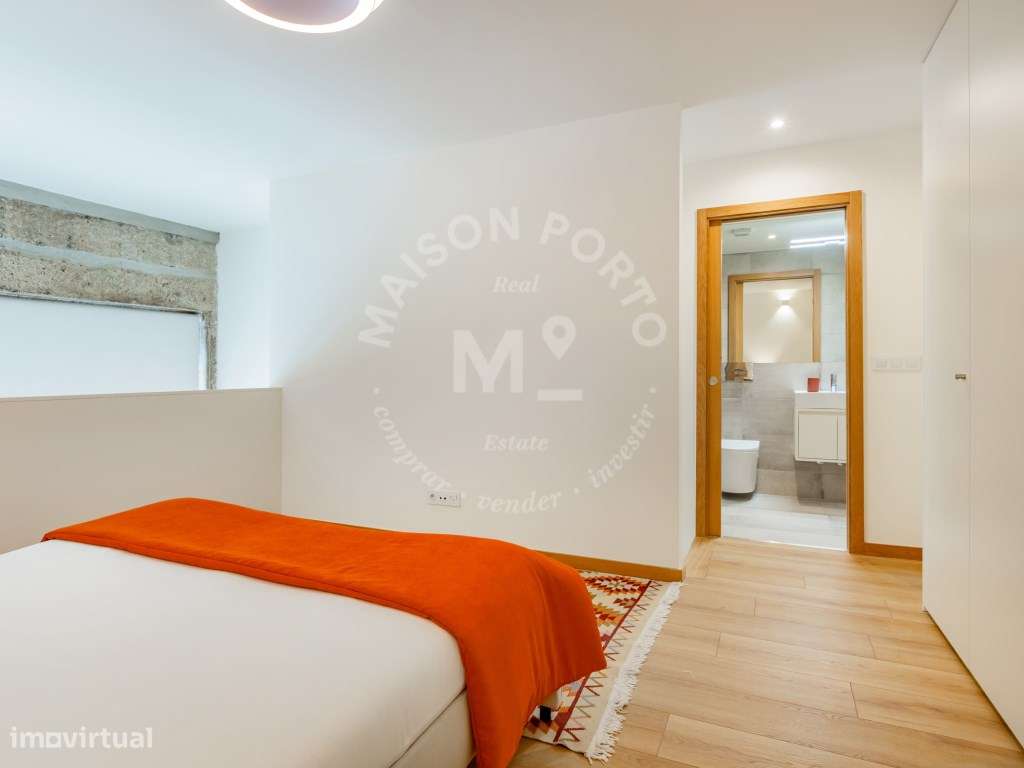 Apartamento T1 Duplex Totalmente Equipado e Mobilado no Bonfim, Porto-27