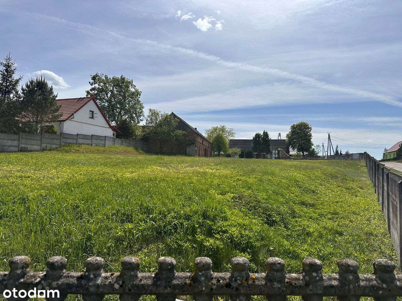 Dom z budynkiem gospodarczym we wsi Krobielewko-15