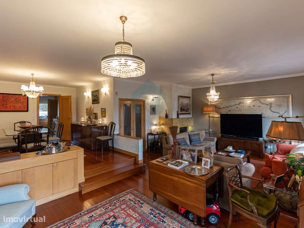 Moradia T5 em Vilarinha-10