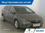 Opel Astra - 2