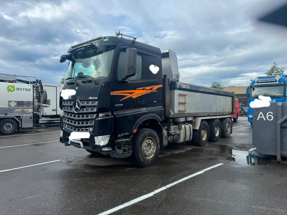 Mercedes-Benz Arocs 2015