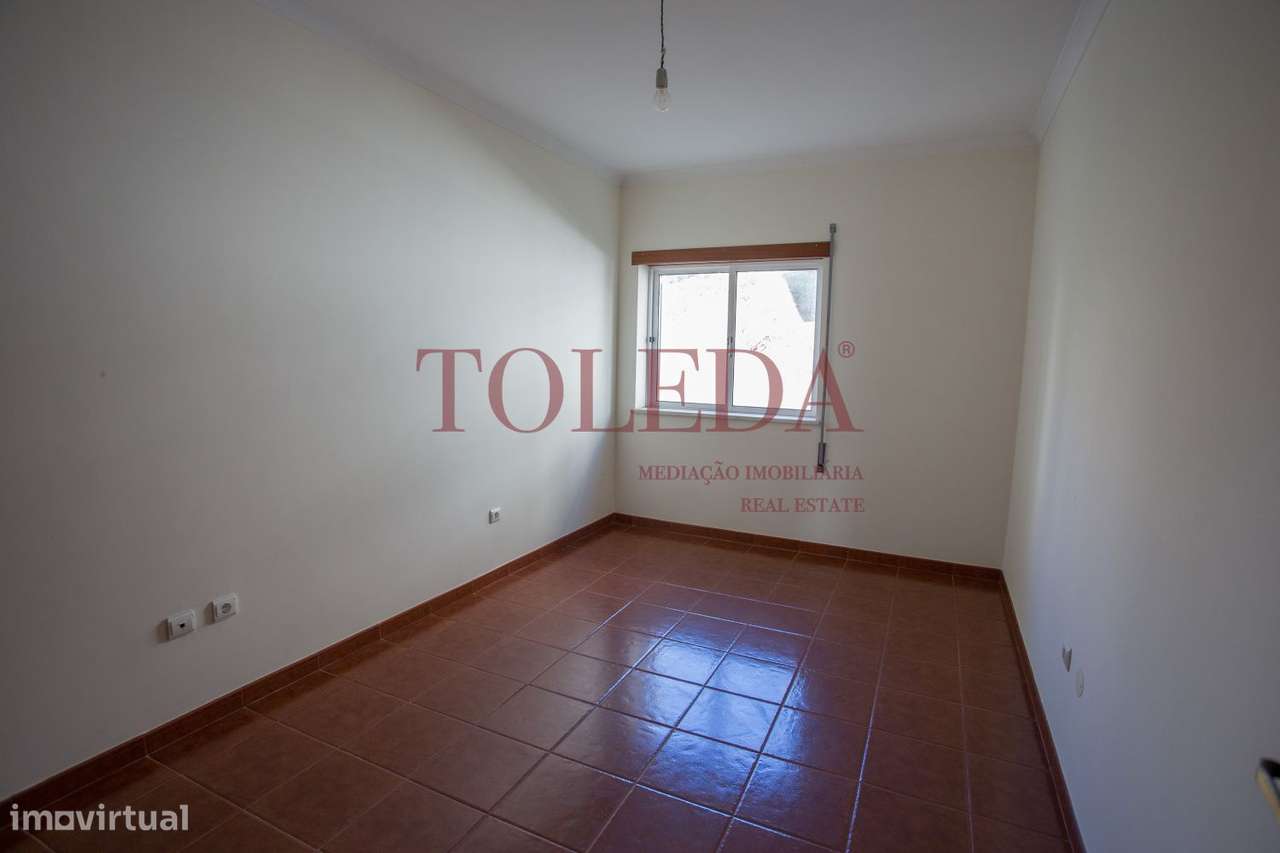 T3 com Lareira, Varanda, Boas áreas-15